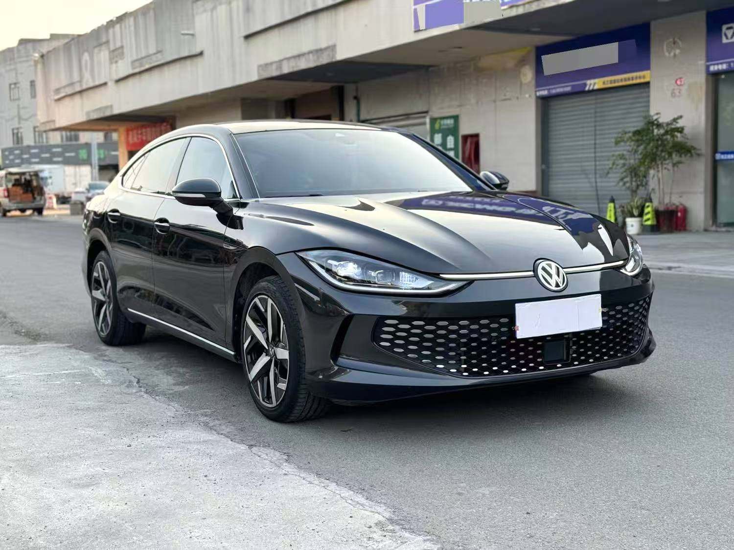 Yichun Xingyue Paipai Car Trading Co., Ltd