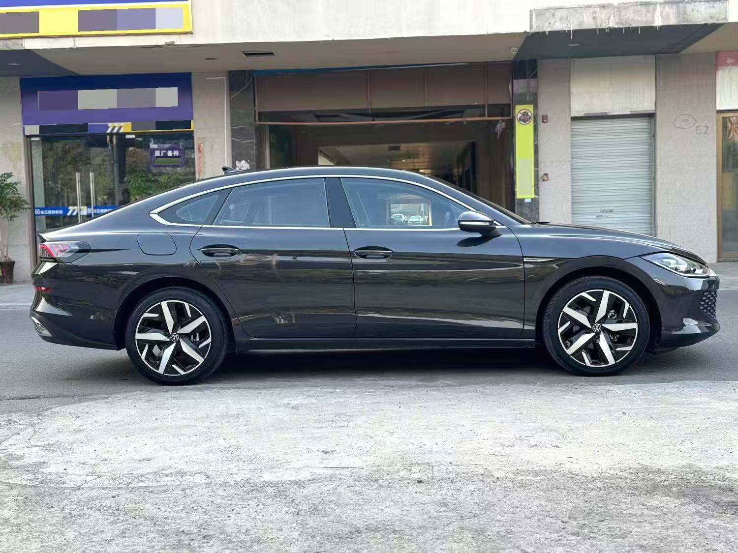 Yichun Xingyue Paipai Car Trading Co., Ltd