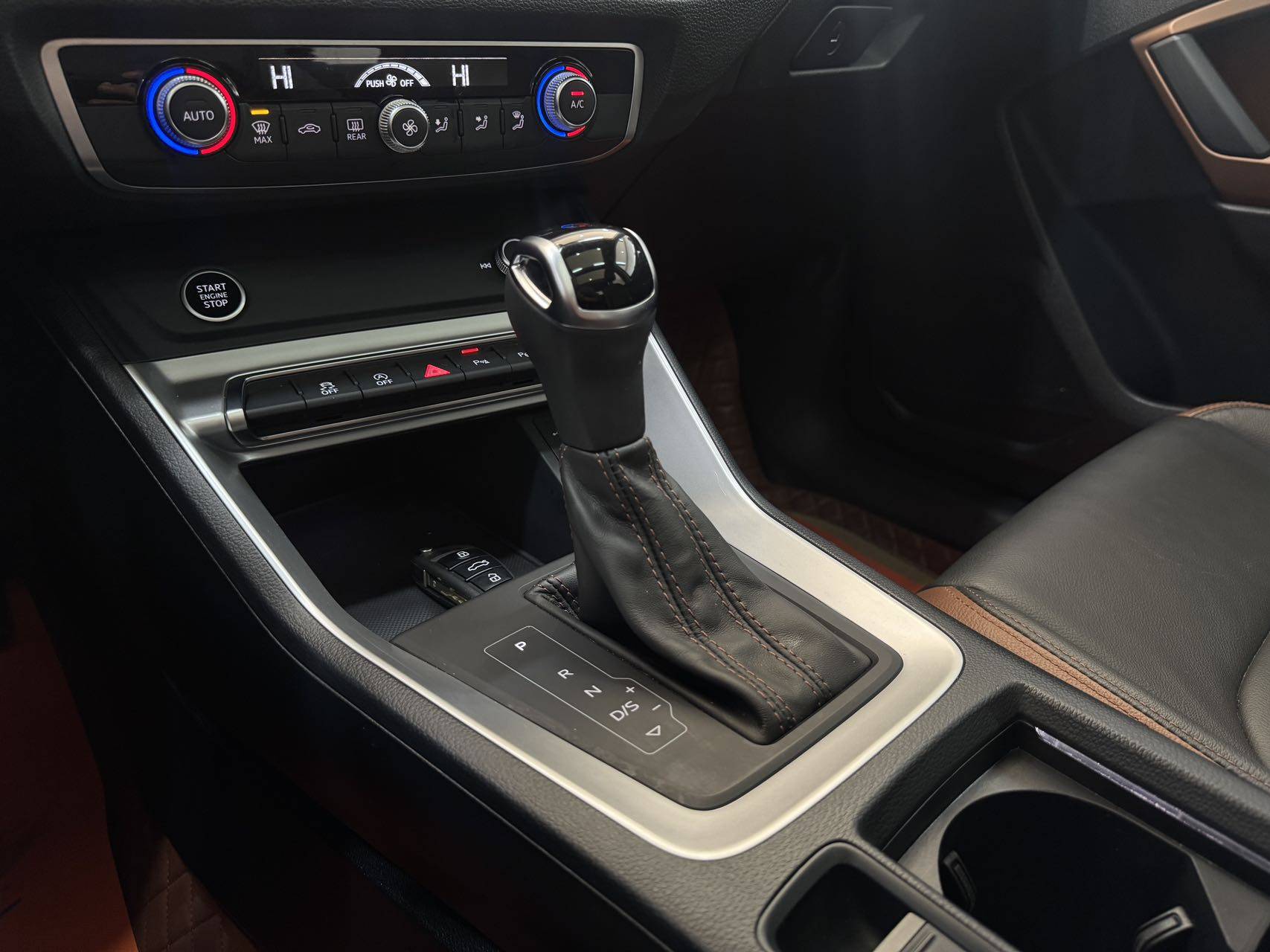 Yichun Xingyue Paipai Car Trading Co., Ltd