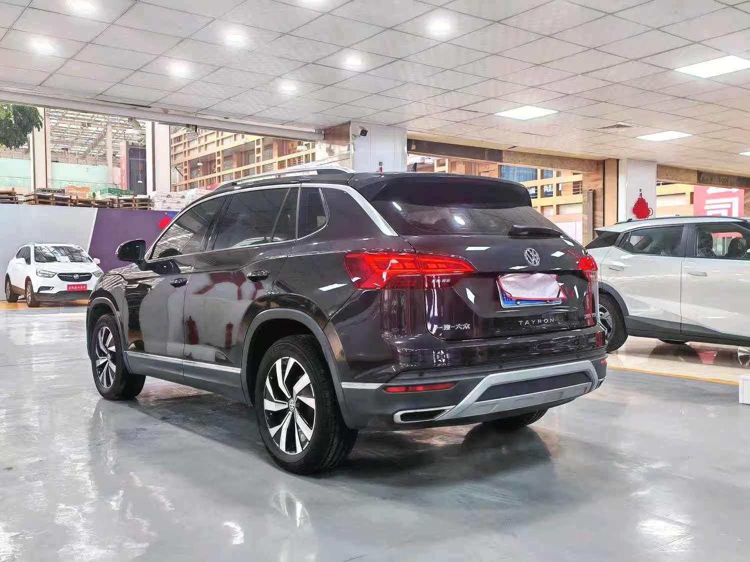 Yichun Xingyue Paipai Car Trading Co., Ltd