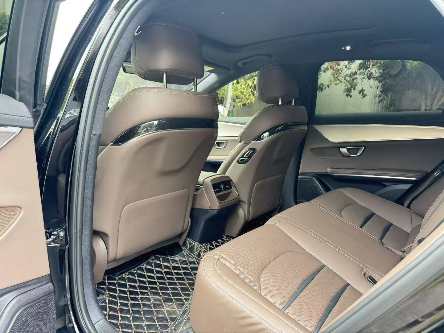 Yichun Xingyue Paipai Car Trading Co., Ltd