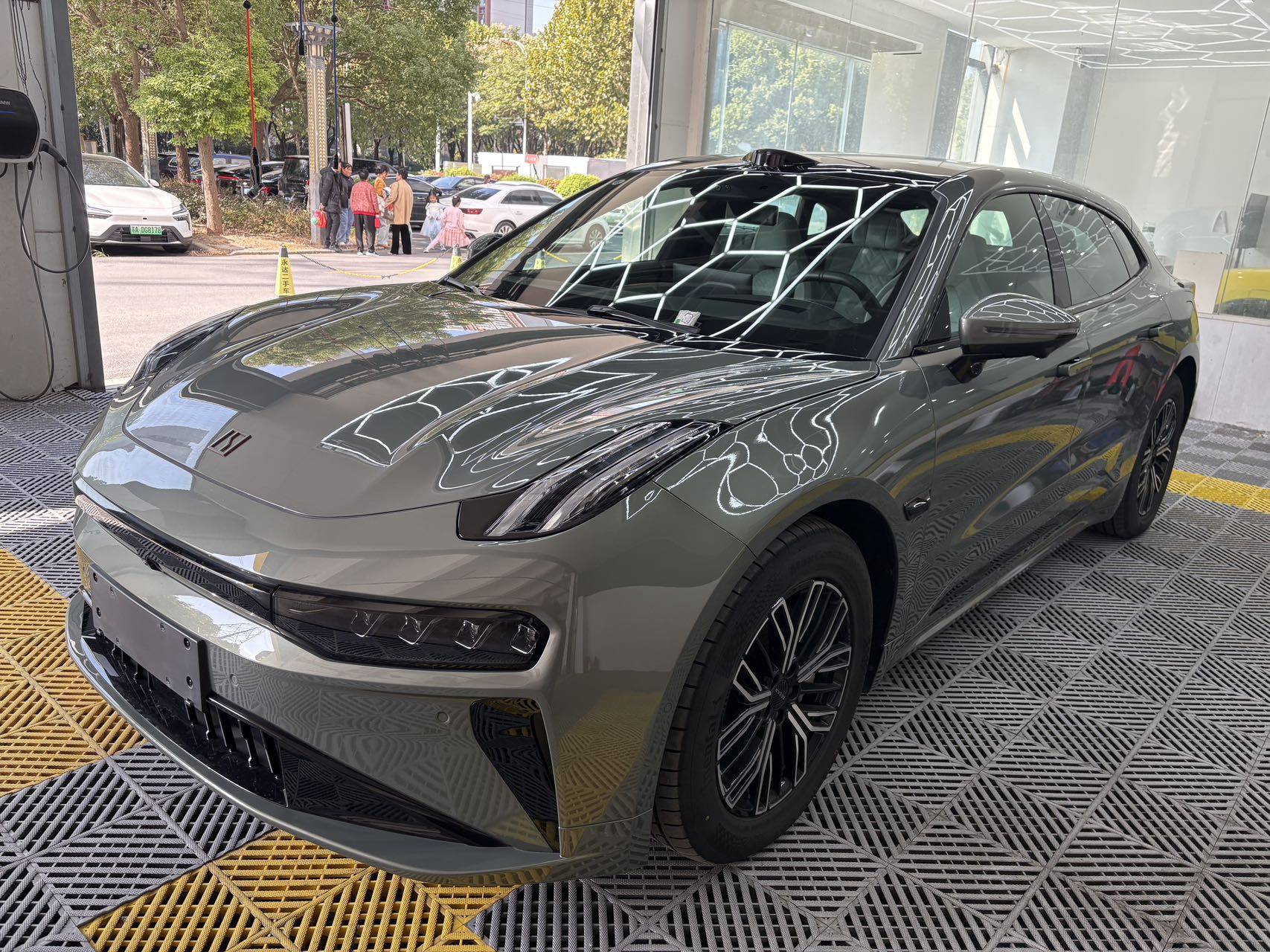 Yichun Xingyue Paipai Car Trading Co., Ltd