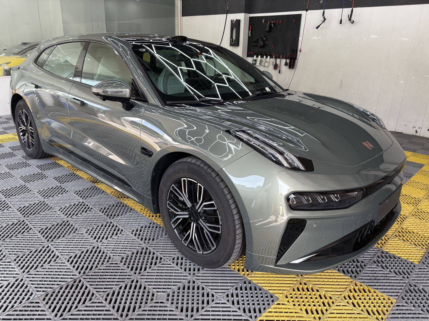 Yichun Xingyue Paipai Car Trading Co., Ltd