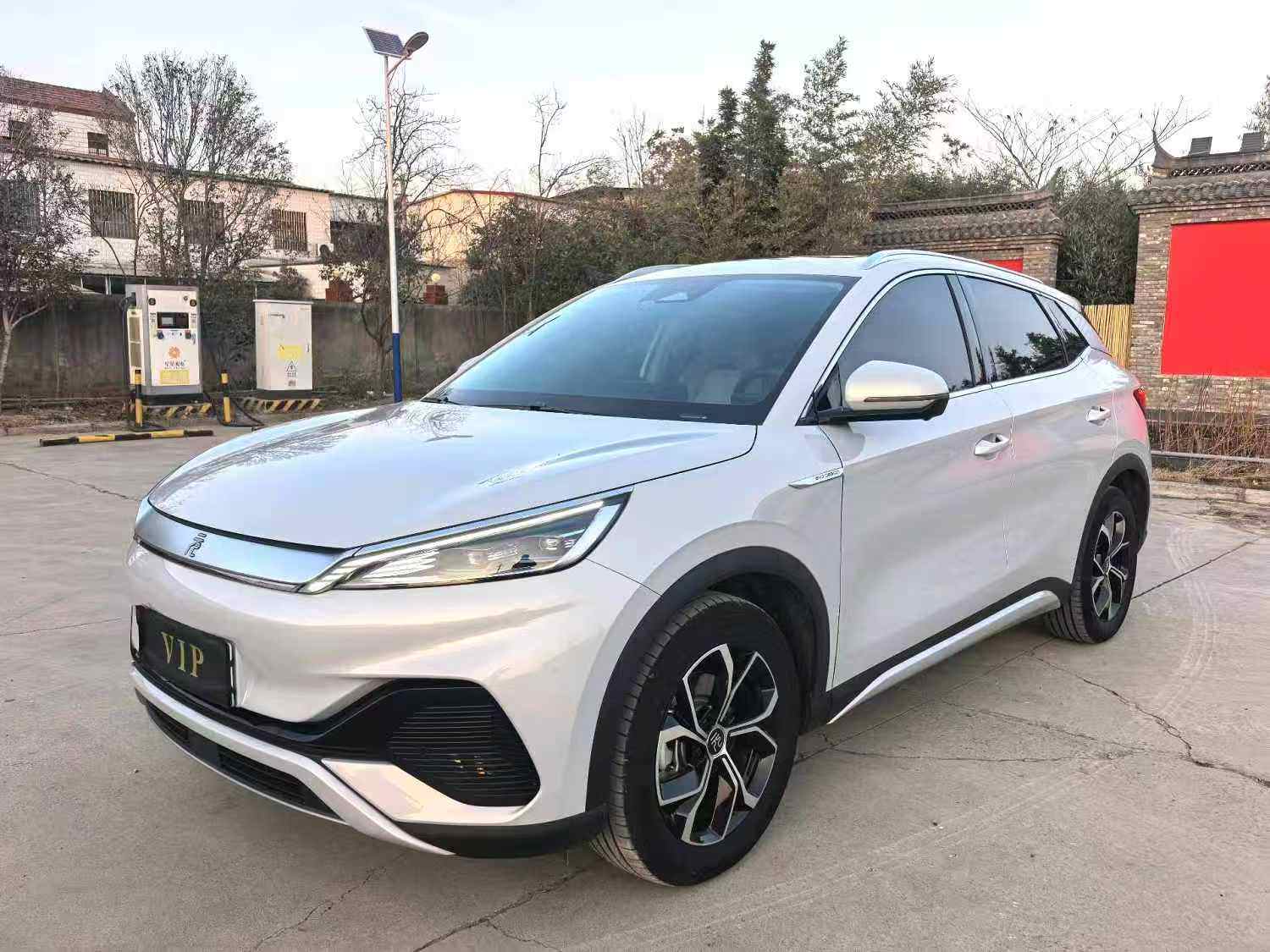 Yichun Xingyue Paipai Car Trading Co., Ltd