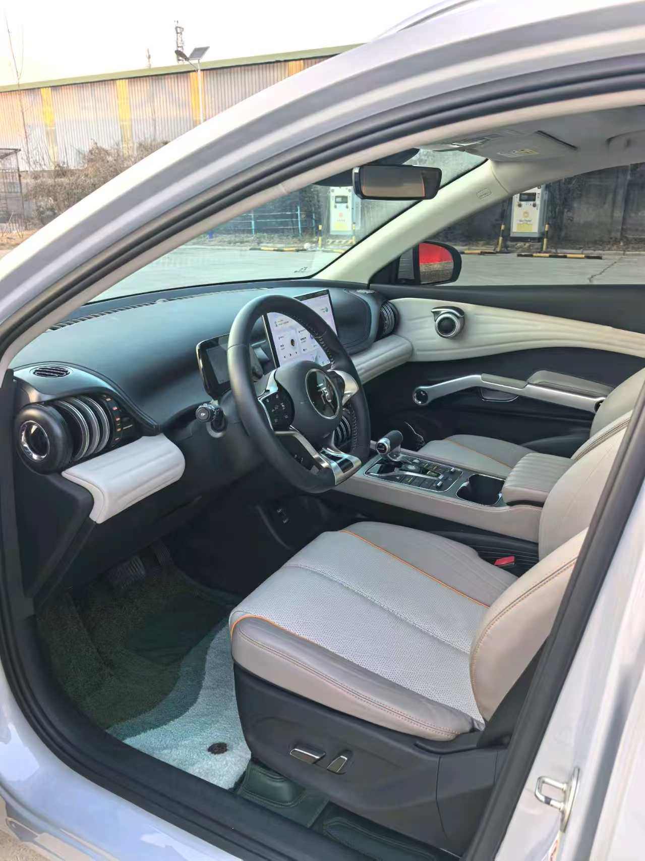 Yichun Xingyue Paipai Car Trading Co., Ltd