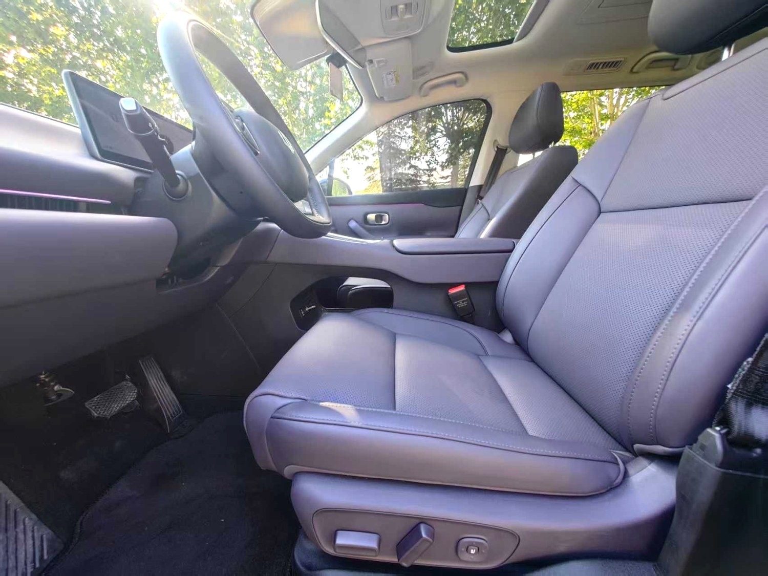 Yichun Xingyue Paipai Car Trading Co., Ltd