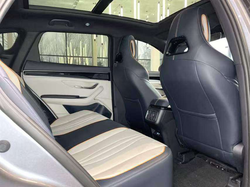 Yichun Xingyue Paipai Car Trading Co., Ltd