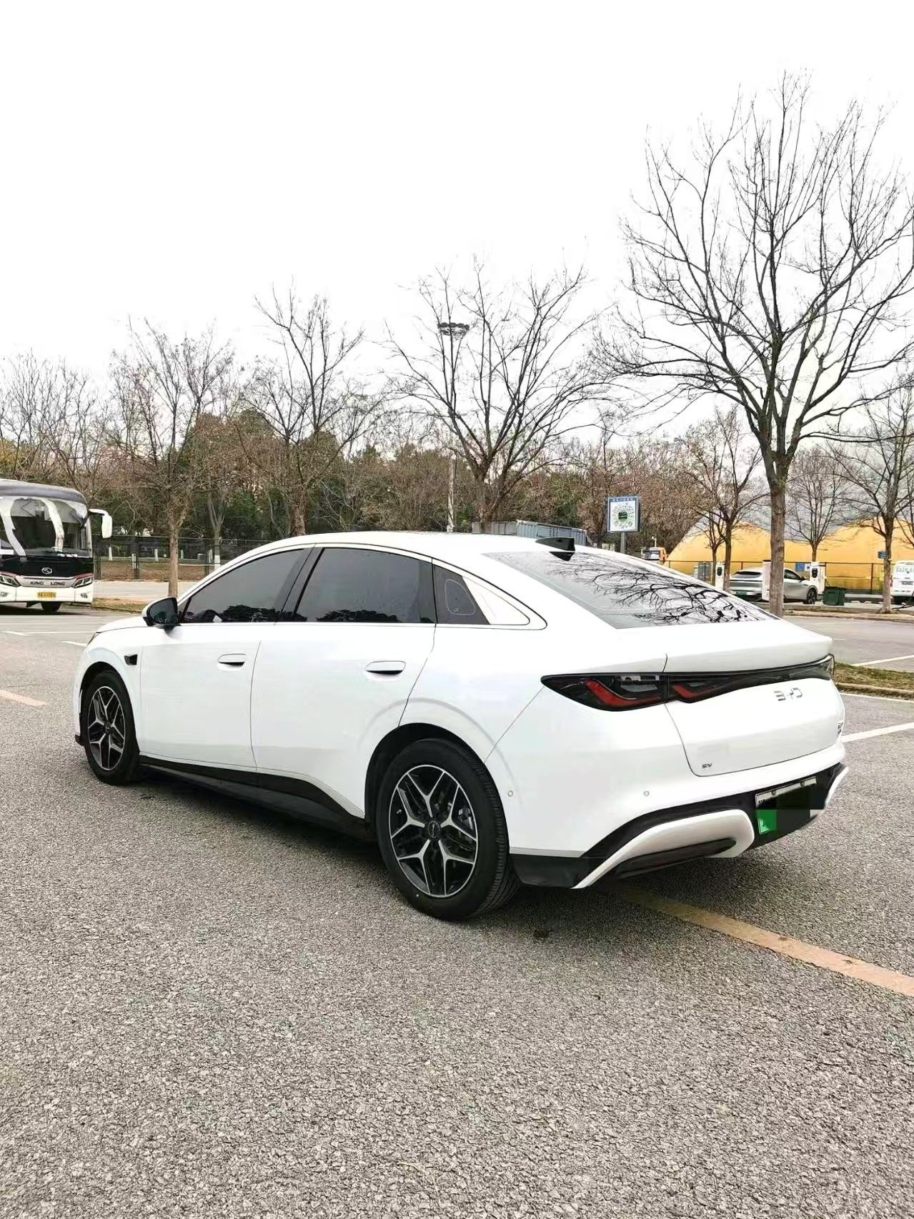 Yichun Xingyue Paipai Car Trading Co., Ltd