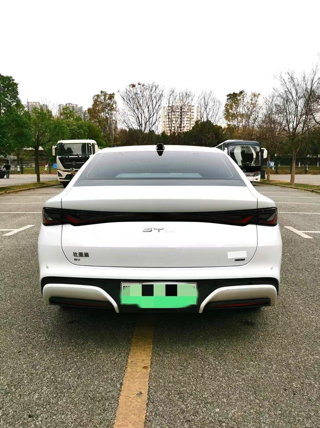 Yichun Xingyue Paipai Car Trading Co., Ltd