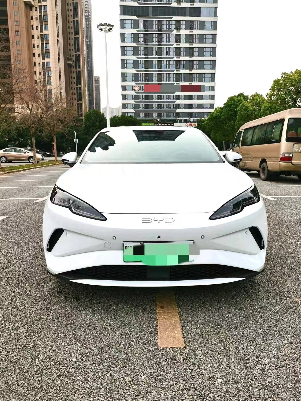 Yichun Xingyue Paipai Car Trading Co., Ltd