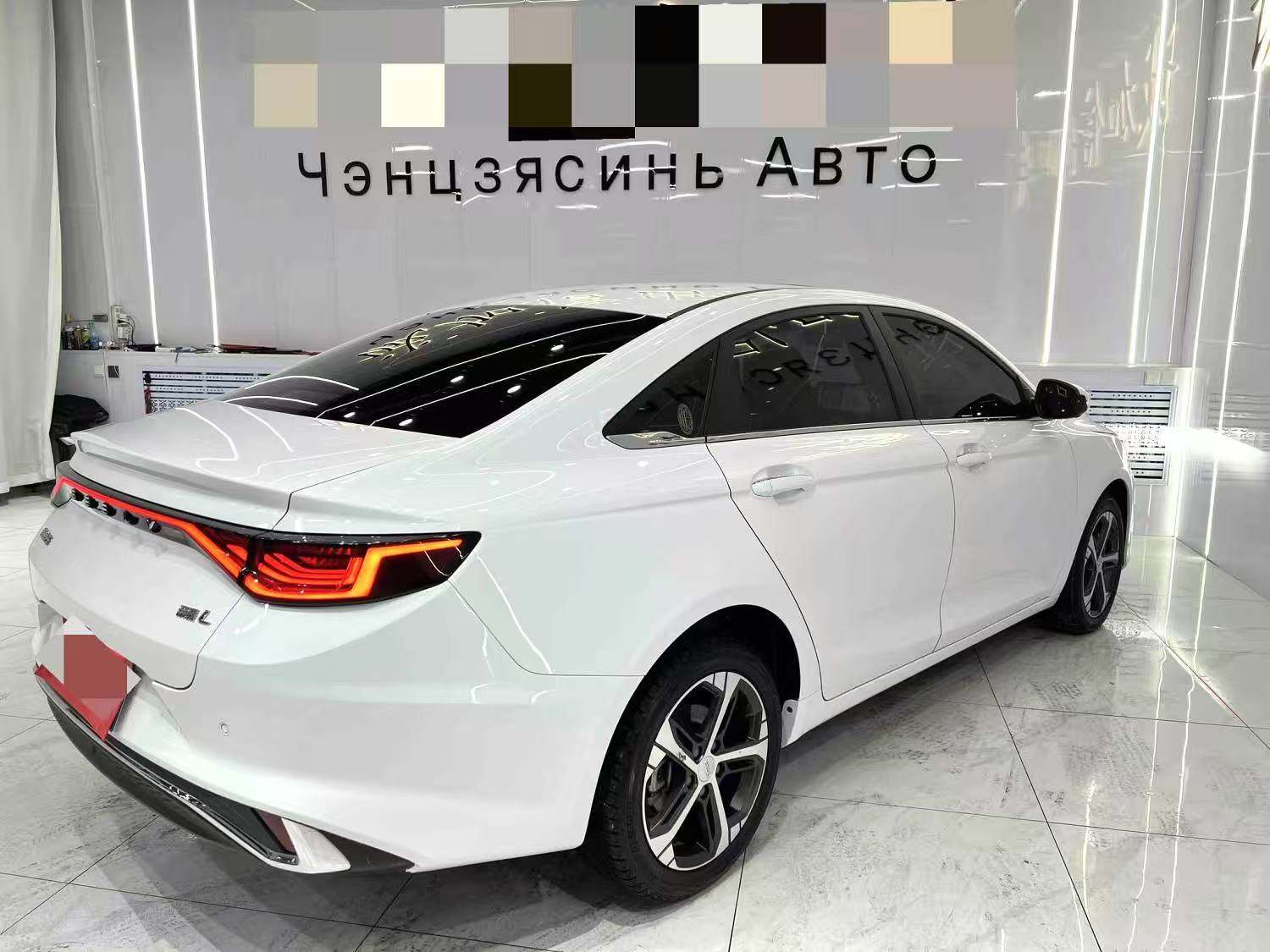 Yichun Xingyue Paipai Car Trading Co., Ltd