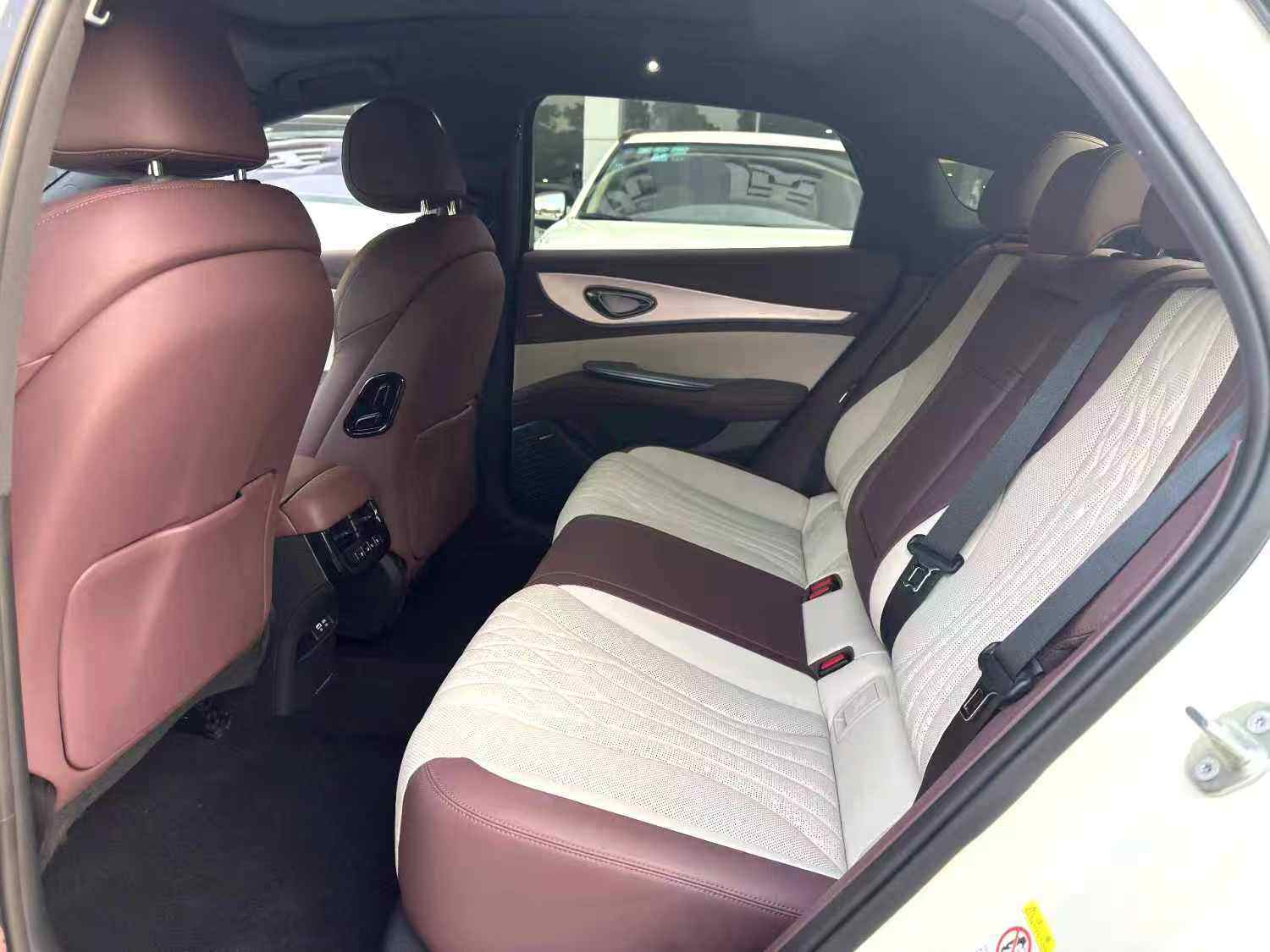 Chengdu Lushengda Automobile Service Co., Ltd.