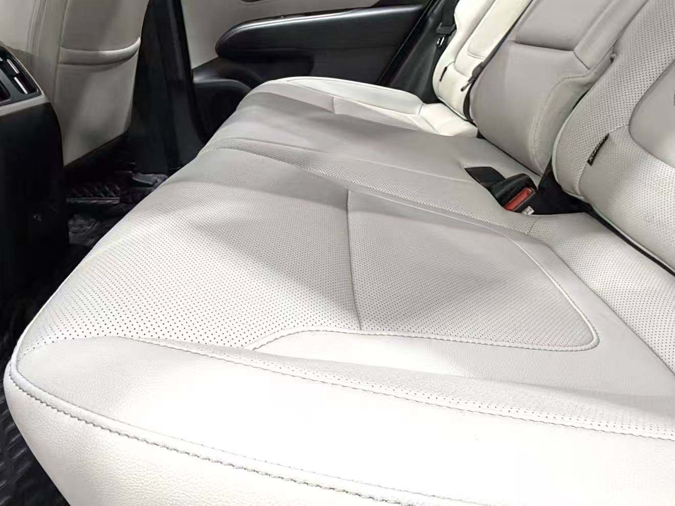 Chengdu Lushengda Automobile Service Co., Ltd.