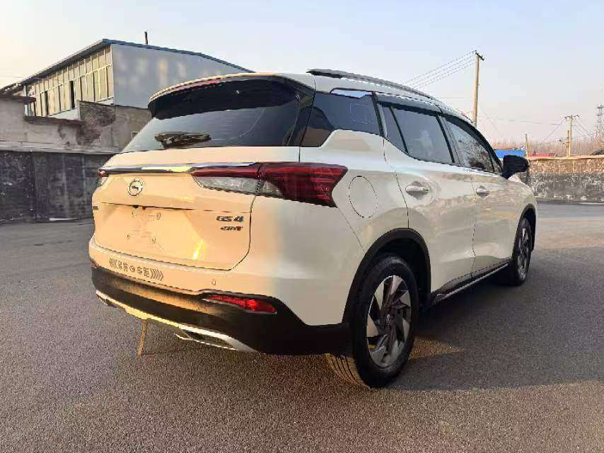 Yichun Xingyue Paipai Car Trading Co., Ltd