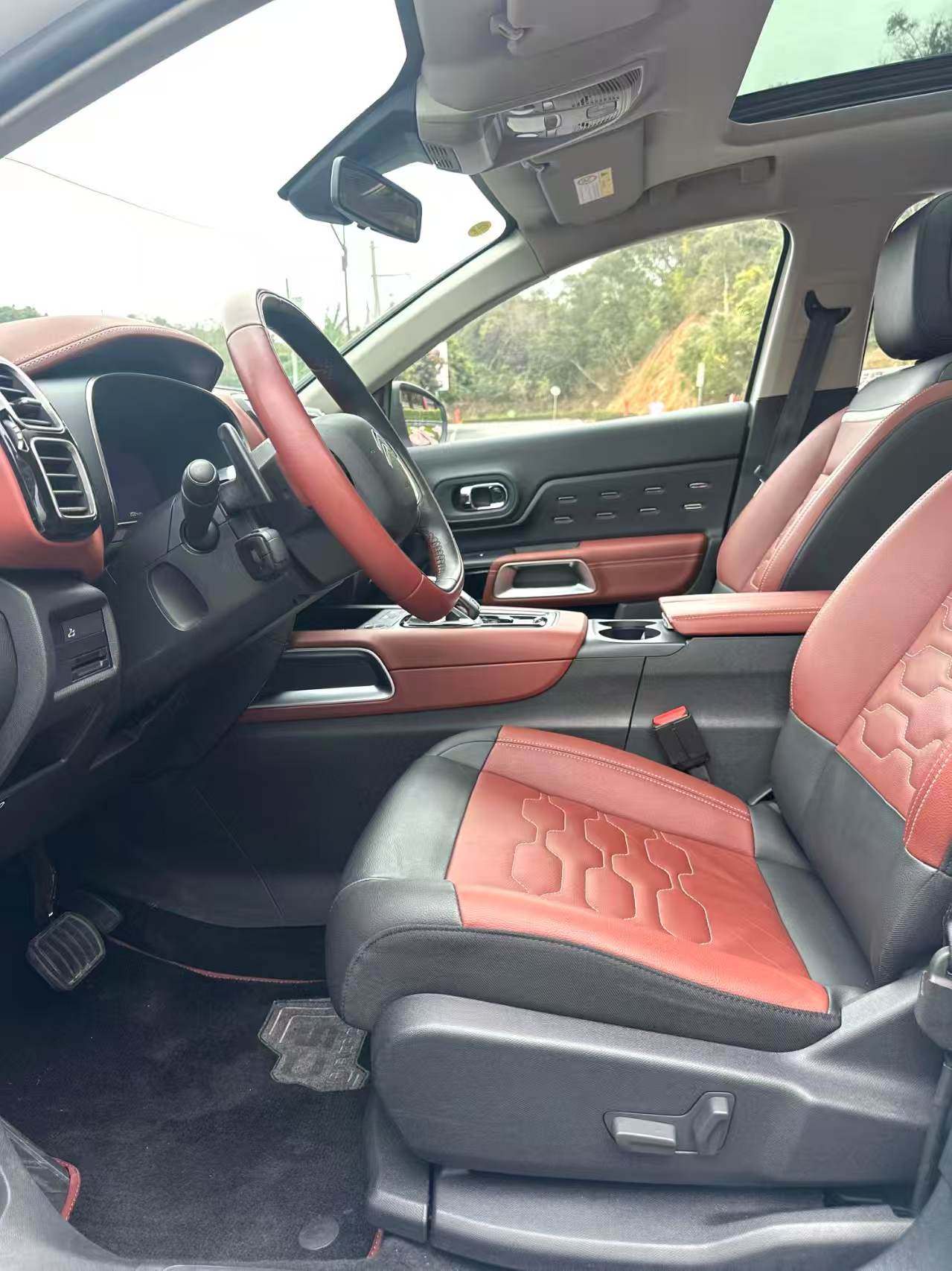 Chengdu Lushengda Automobile Service Co., Ltd.