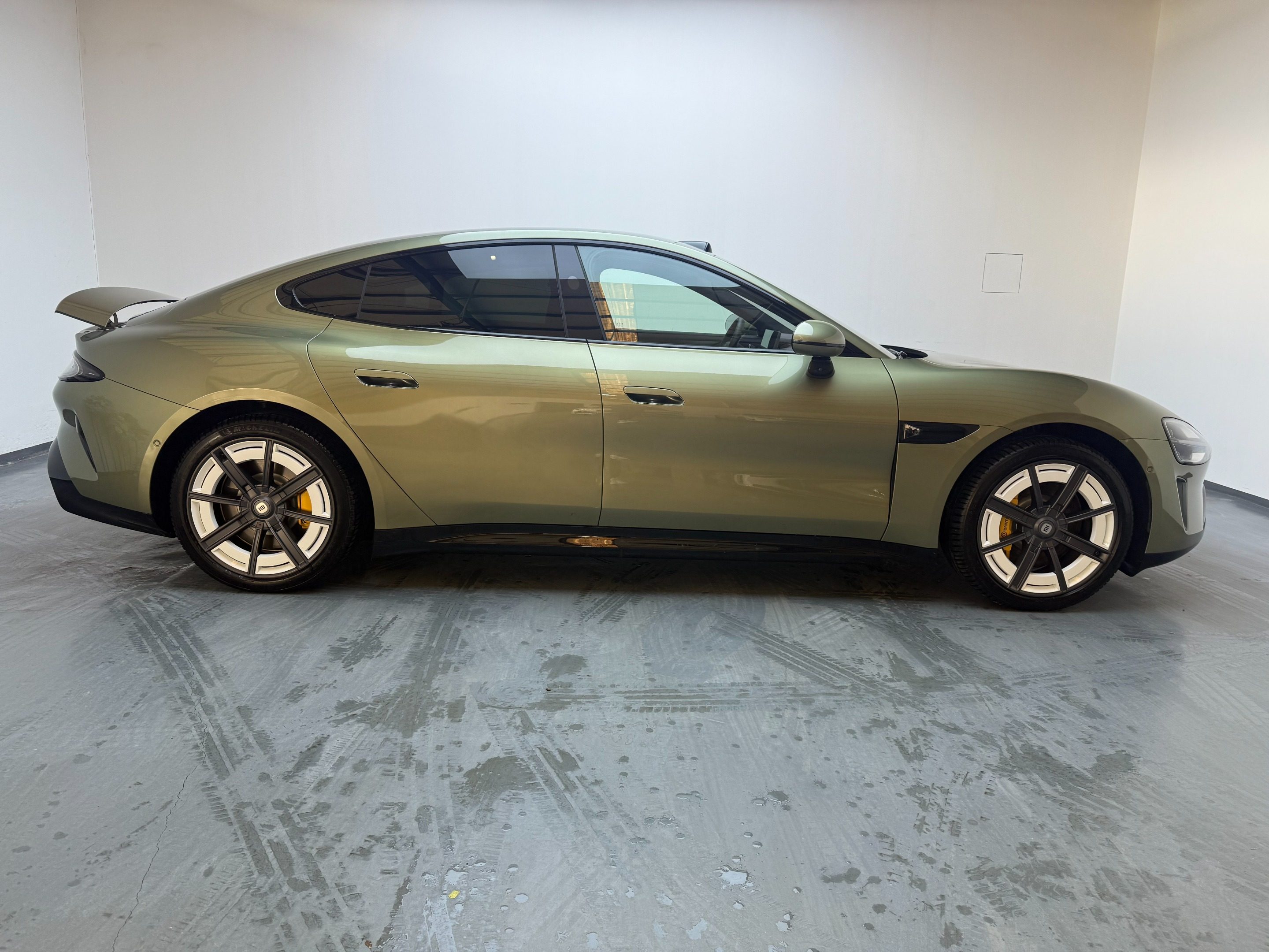 Chengdu Lushengda Automobile Service Co., Ltd.