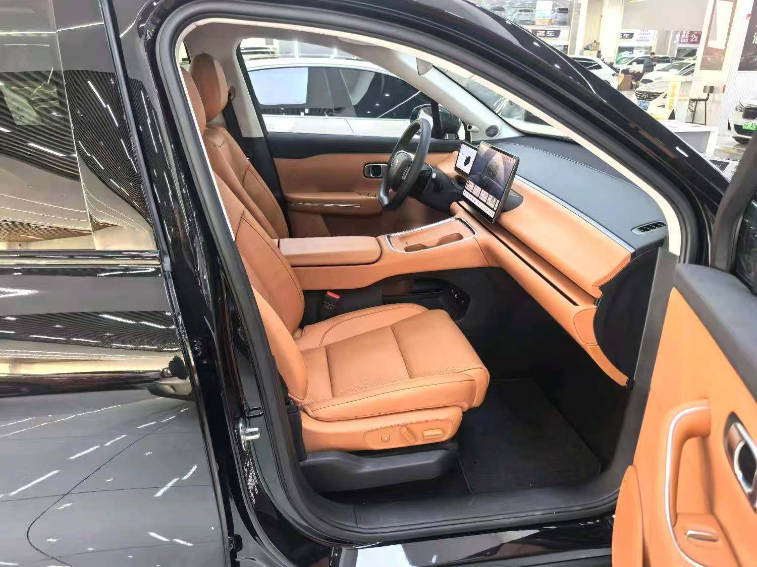 Chengdu Lushengda Automobile Service Co., Ltd.