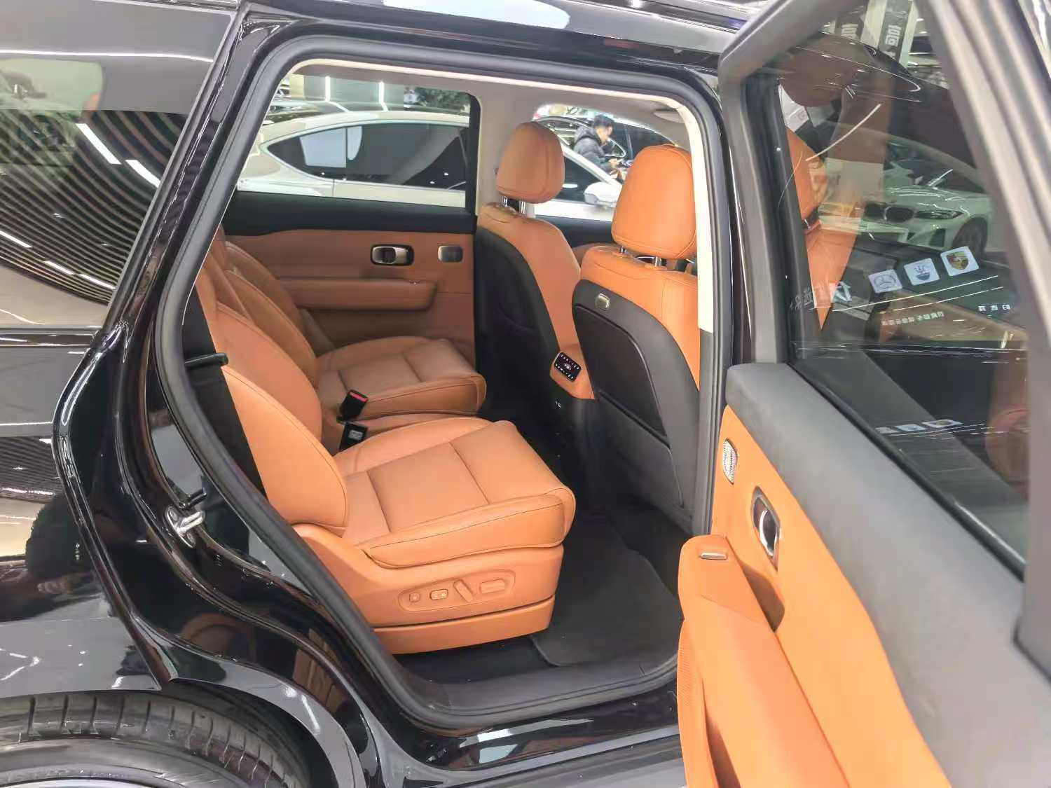 Chengdu Lushengda Automobile Service Co., Ltd.