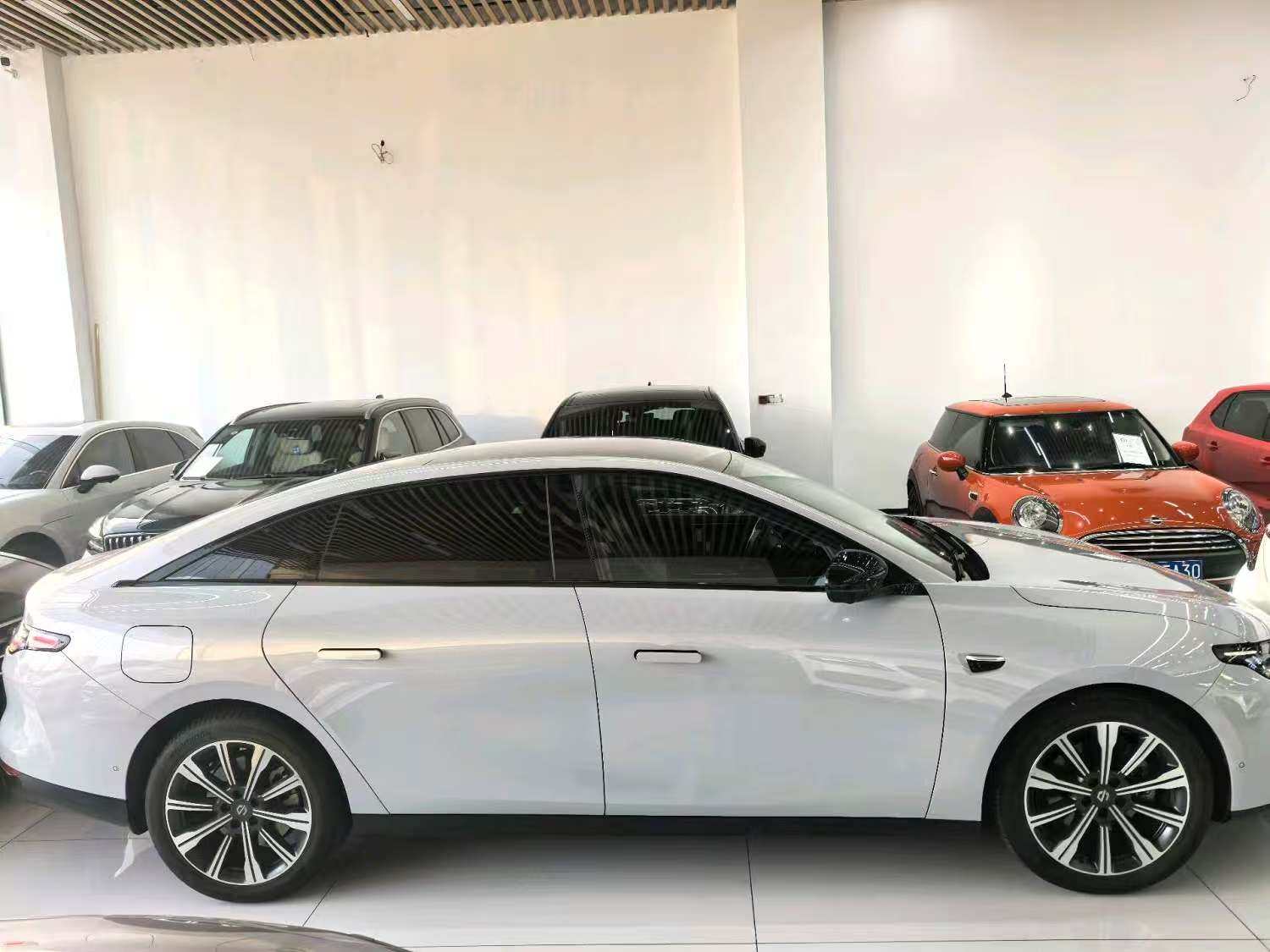 Chengdu Lushengda Automobile Service Co., Ltd.