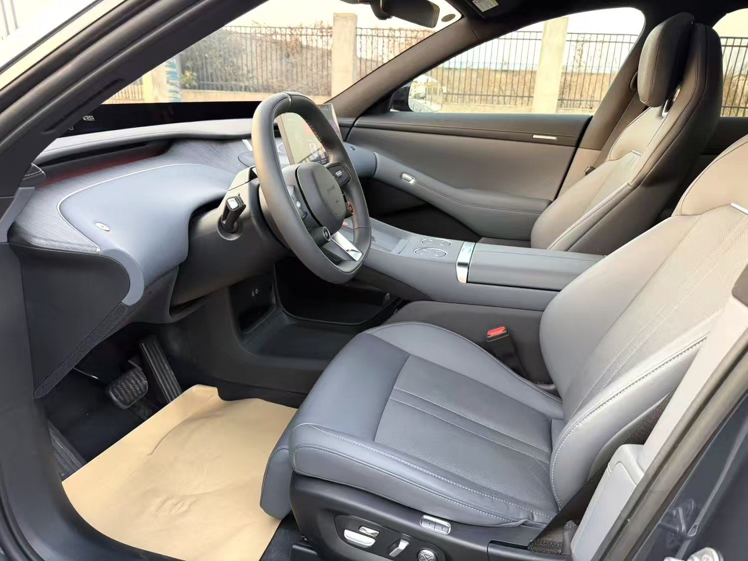 Chengdu Lushengda Automobile Service Co., Ltd.