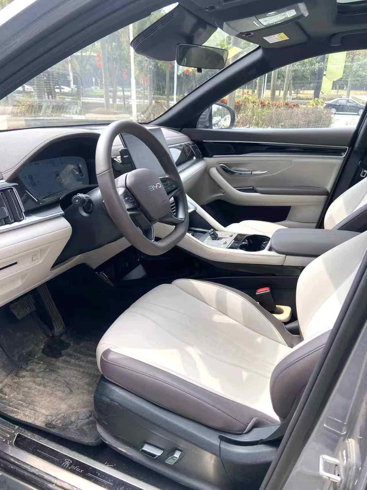 Chengdu Lushengda Automobile Service Co., Ltd.