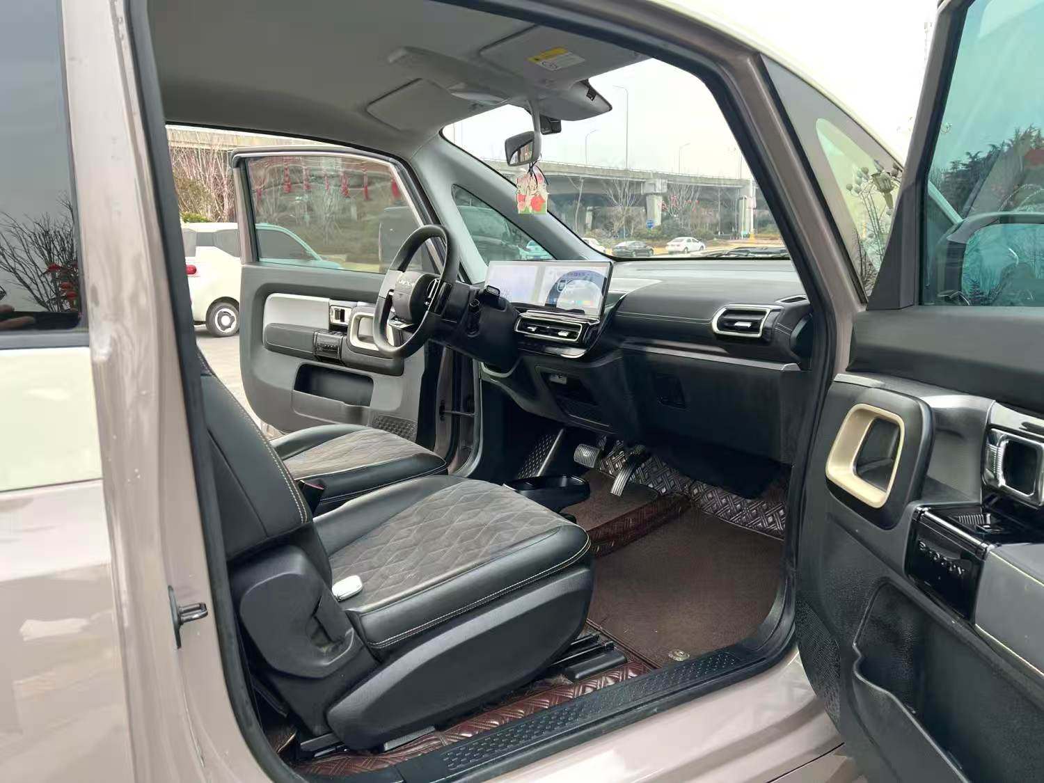 Chengdu Lushengda Automobile Service Co., Ltd.