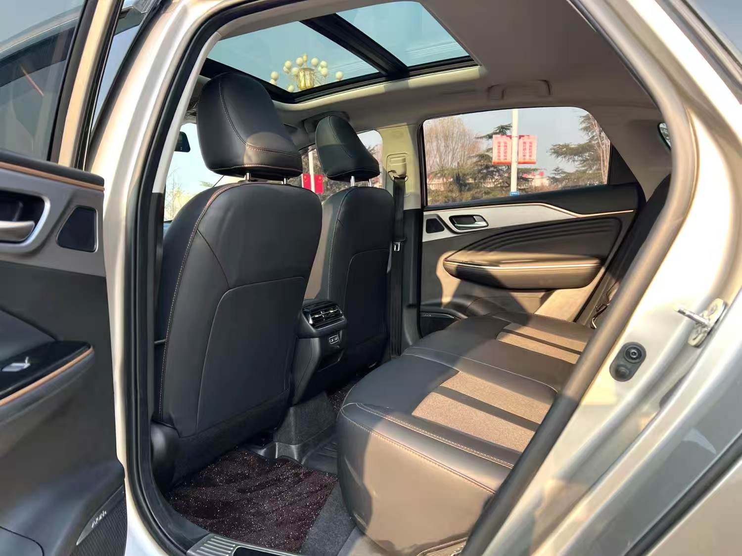 Chengdu Lushengda Automobile Service Co., Ltd.