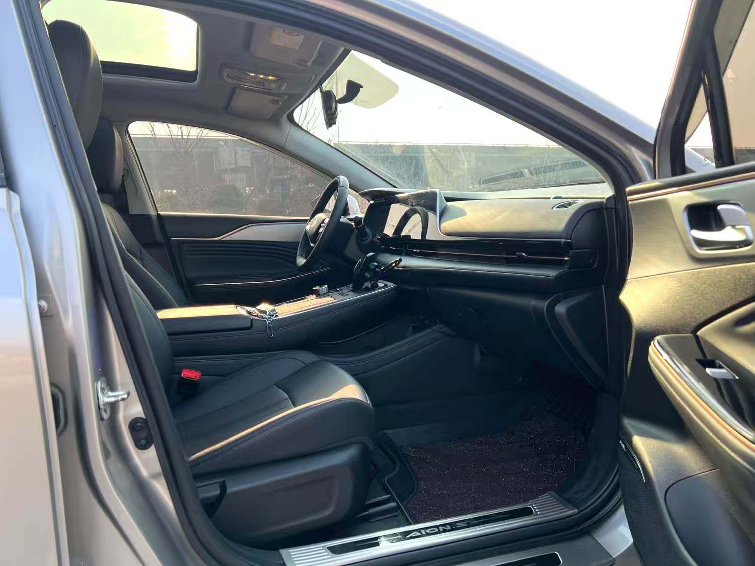 Chengdu Lushengda Automobile Service Co., Ltd.