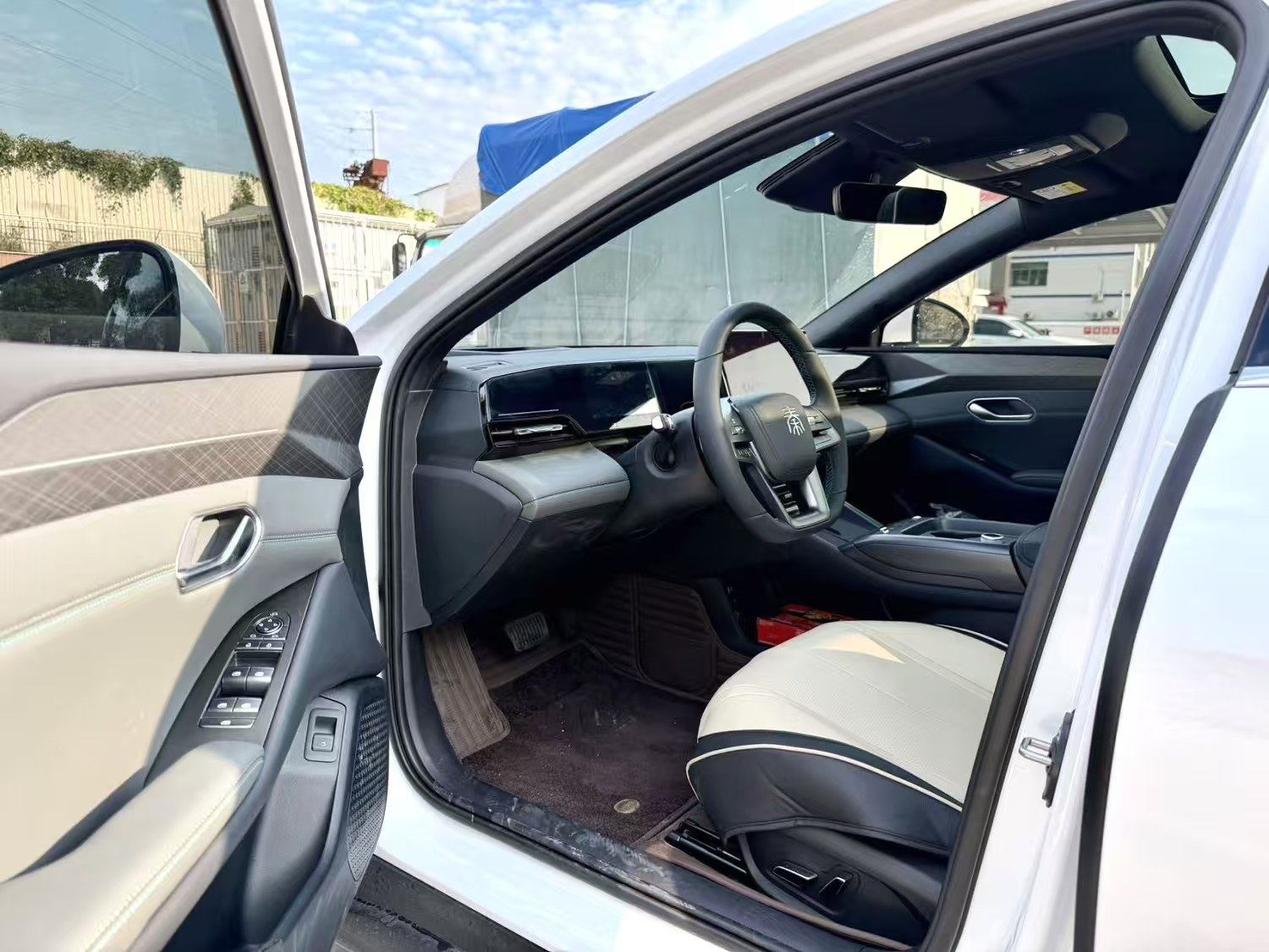 Chengdu Lushengda Automobile Service Co., Ltd.