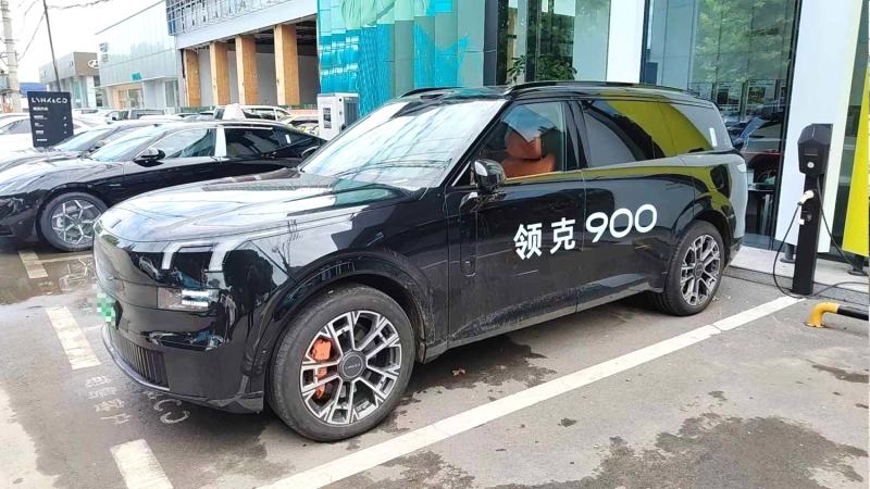2025 LYNK & CO 900 2.0T Ultra Automatic, 6-seater $39250