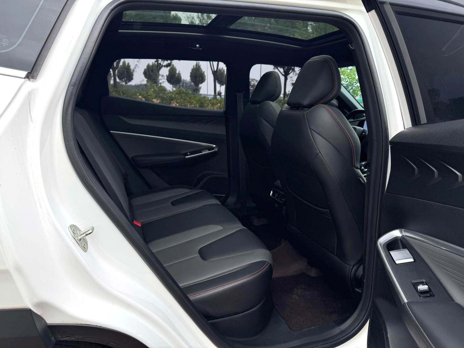 Chengdu Lushengda Automobile Service Co., Ltd.