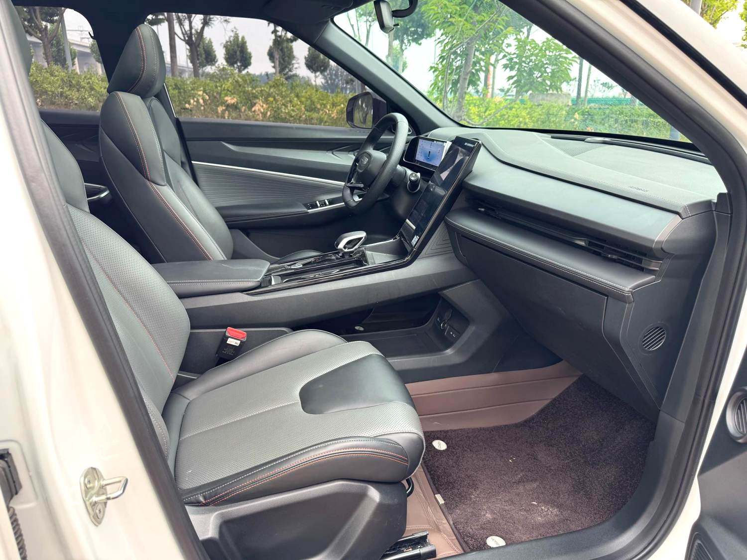 Chengdu Lushengda Automobile Service Co., Ltd.