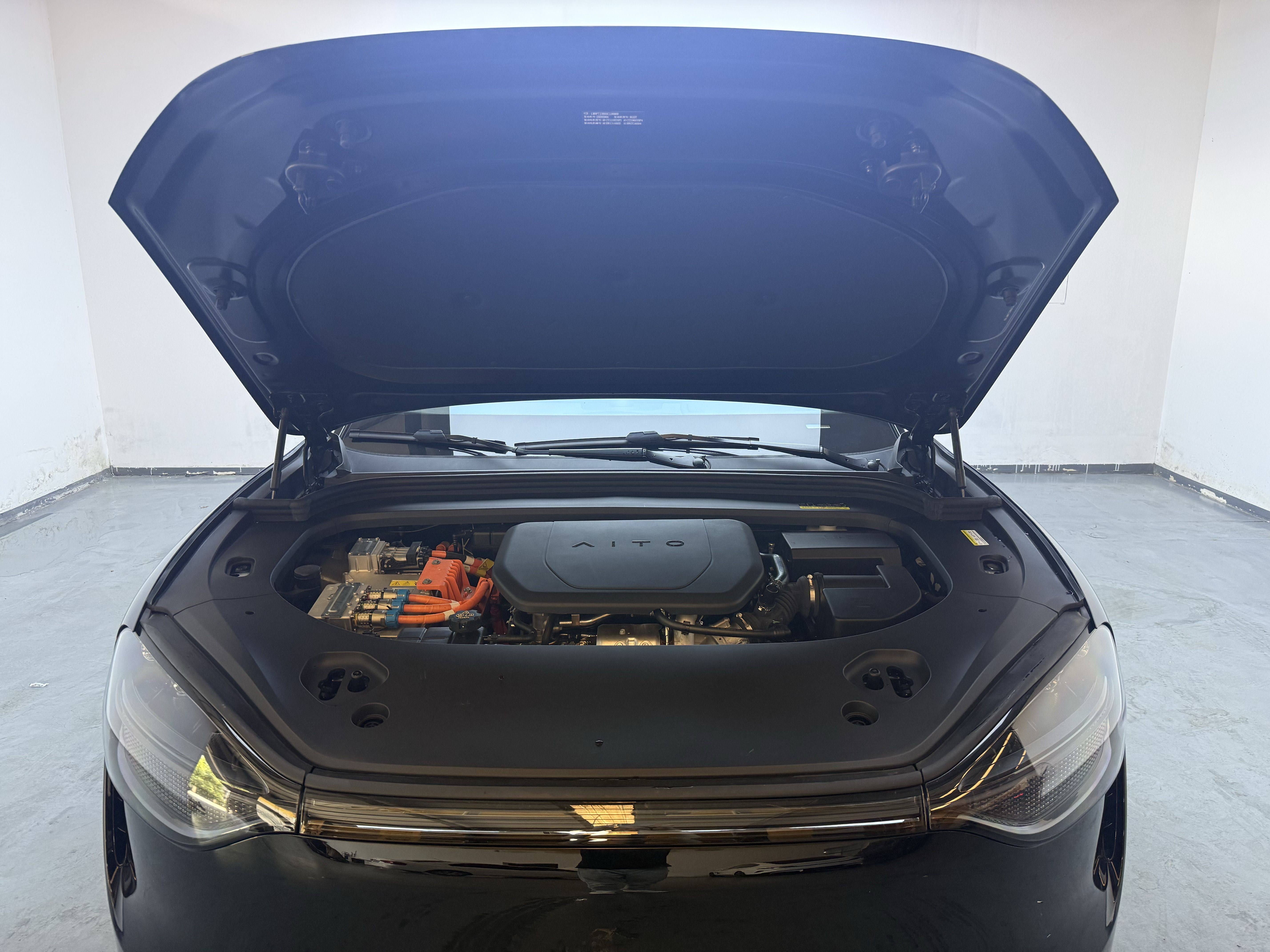 Chengdu Lushengda Automobile Service Co., Ltd.
