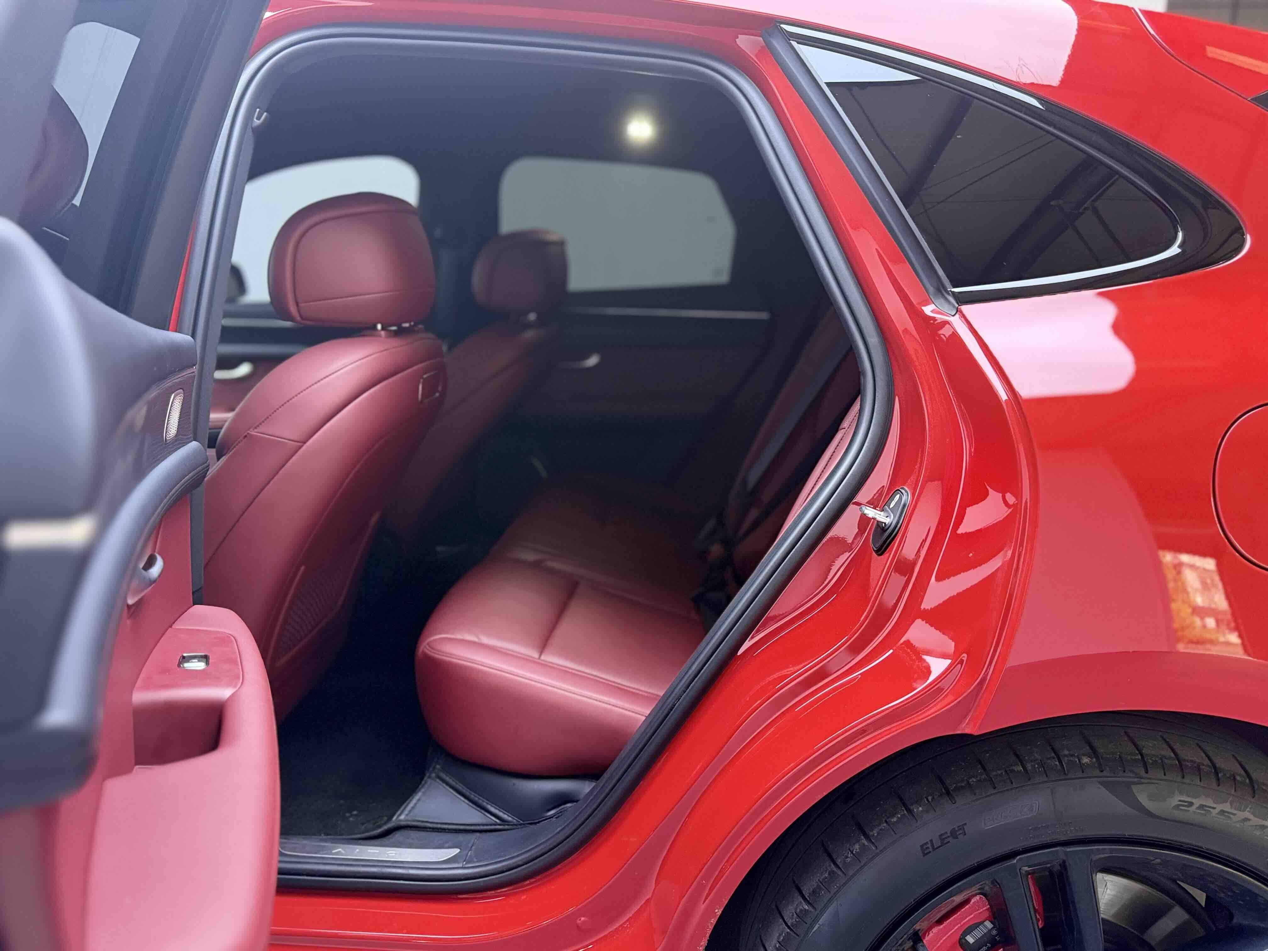 Chengdu Lushengda Automobile Service Co., Ltd.
