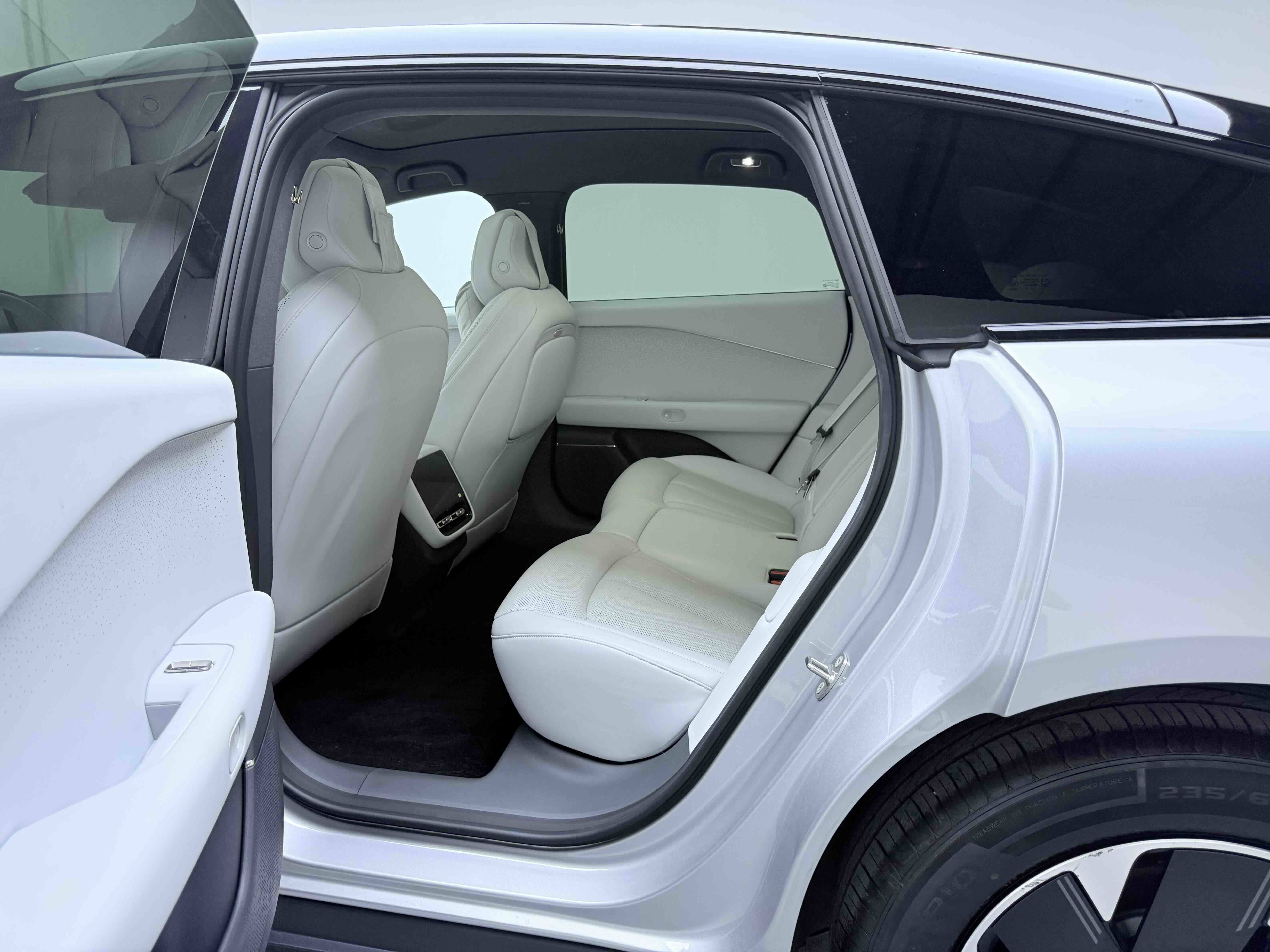 Chengdu Lushengda Automobile Service Co., Ltd.