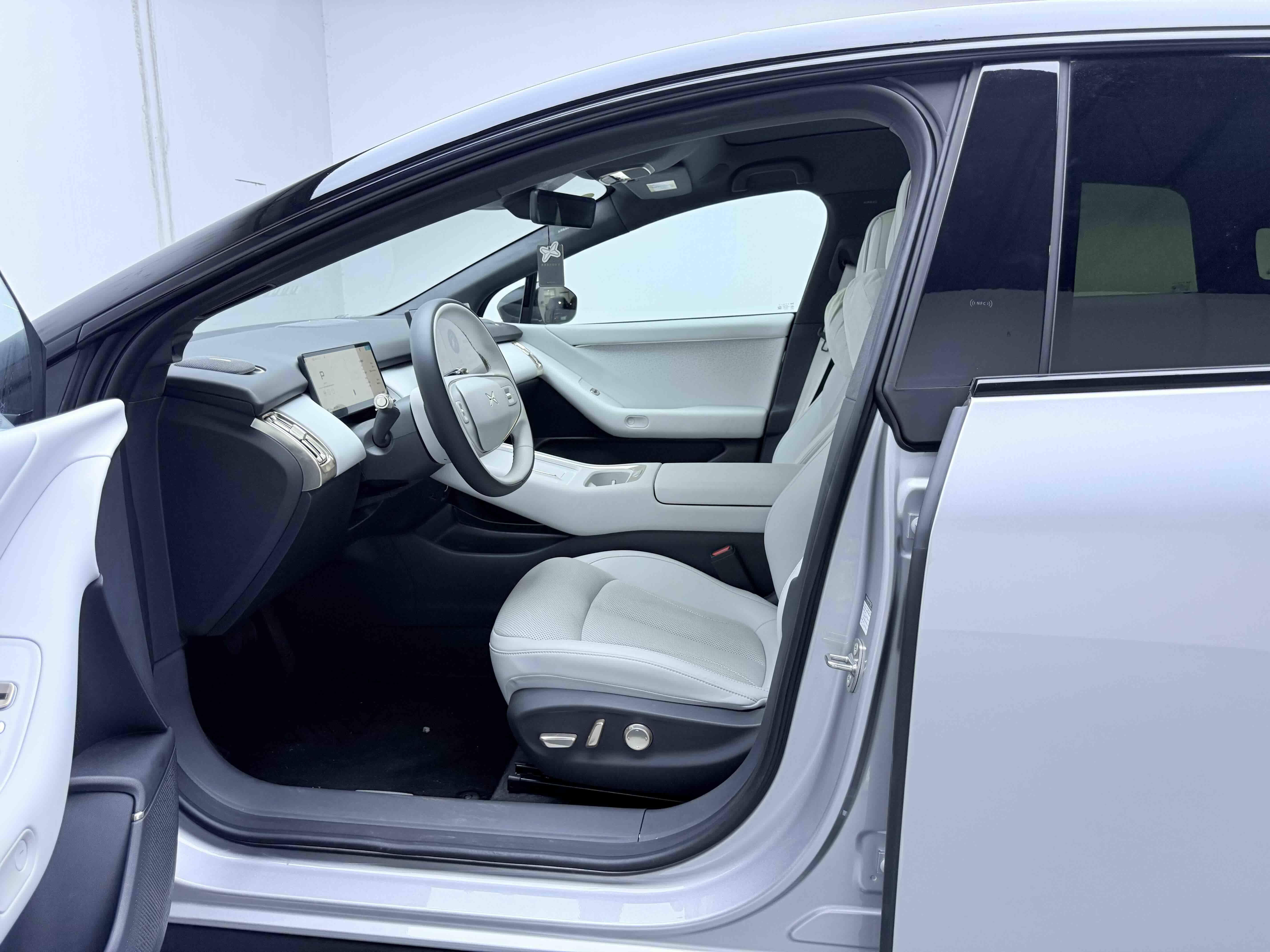Chengdu Lushengda Automobile Service Co., Ltd.