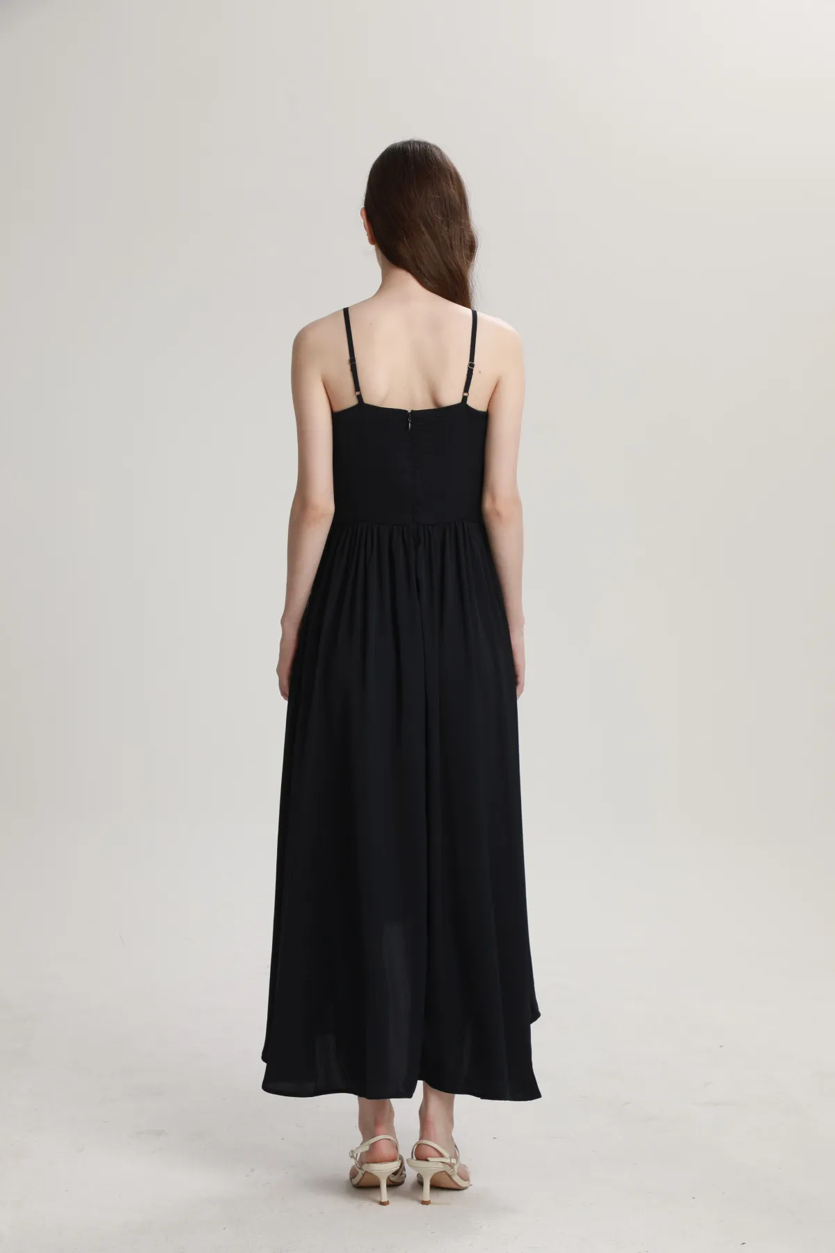 Dongguan City Liaobu Yuehua Garment Factory