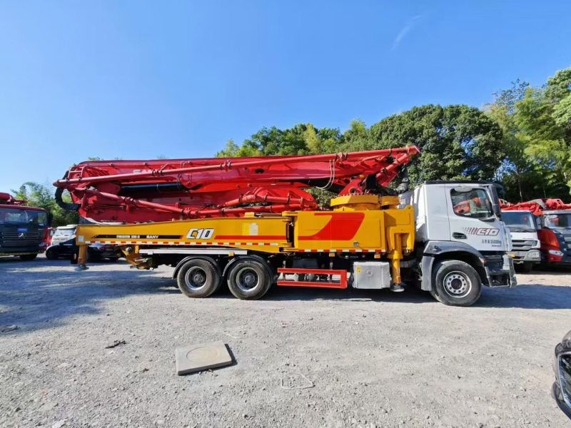 52m Sany  Top condition Used Concrete Pump Truck Benz Chassis Boom Pump Truck Mounted Concrete Pump