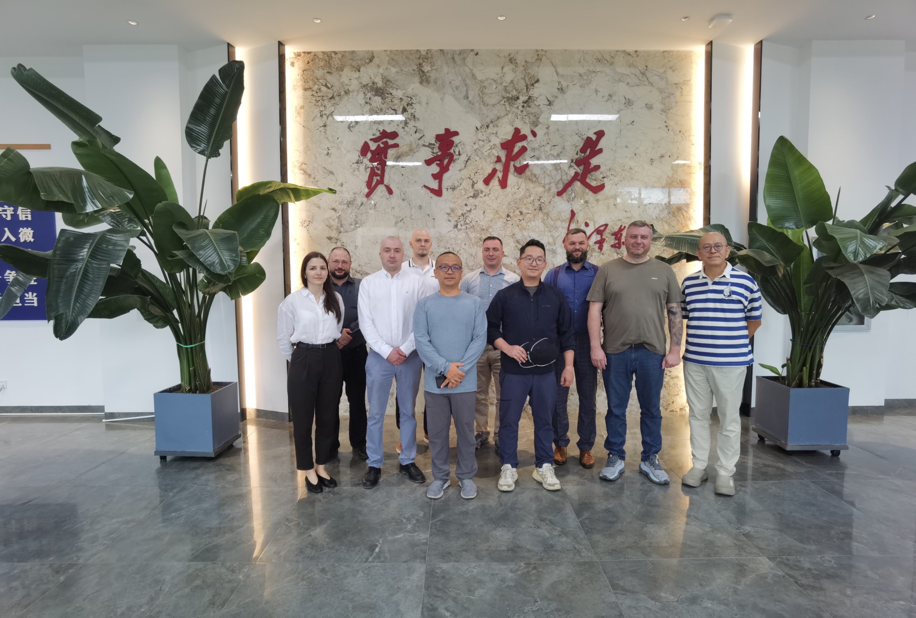 JTI Russia Delegation Visits Solbourg’s factory in Kunming and Indonesia