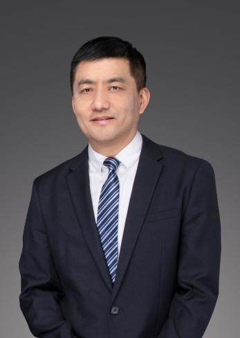 于洪伟谢律师在刑事法实务研究方面也取得了不俗的成绩,著有《未成年